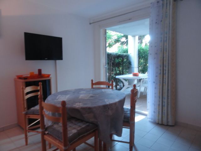 foto 1 Aluguer de frias entre particulares Cavalire appartement Provena-Alpes-Costa Azul Var Sala de estar