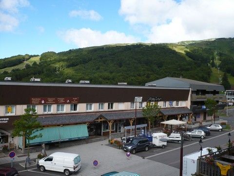 foto 3 Aluguer de férias entre particulares Besse - Super Besse appartement Auvergne Puy-de-Dôme Vista desde do alojamento