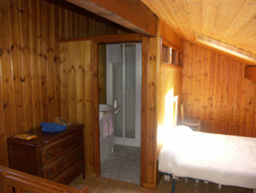 foto 4 Aluguer de frias entre particulares Brianon chalet Provena-Alpes-Costa Azul Altos Alpes quarto