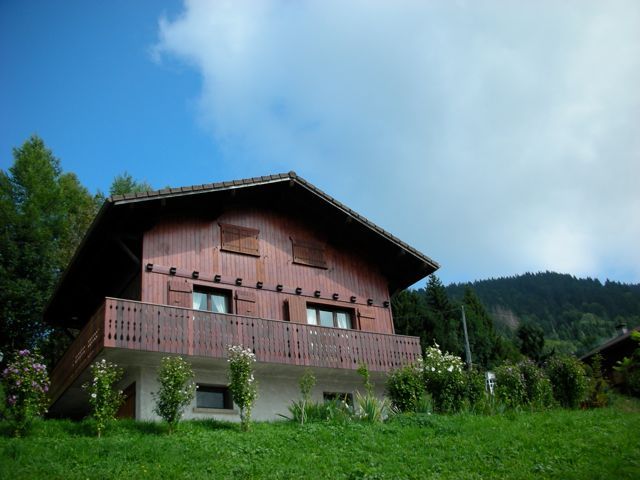 foto 3 Aluguer de férias entre particulares Les Carroz d'Araches chalet Ródano-Alpes Alta Sabóia Vista exterior do alojamento