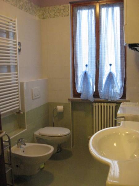 foto 11 Aluguer de frias entre particulares Peschiera del Garda appartement Vneto Verona (provncia de) casa de banho