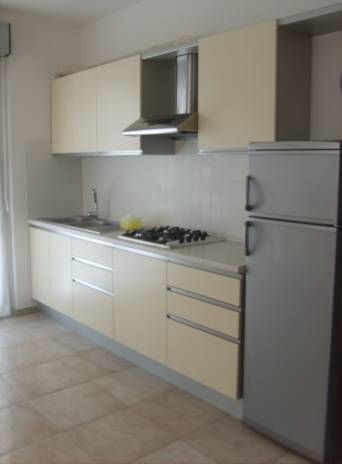 foto 3 Aluguer de frias entre particulares Alba Adriatica appartement   Canto cozinha