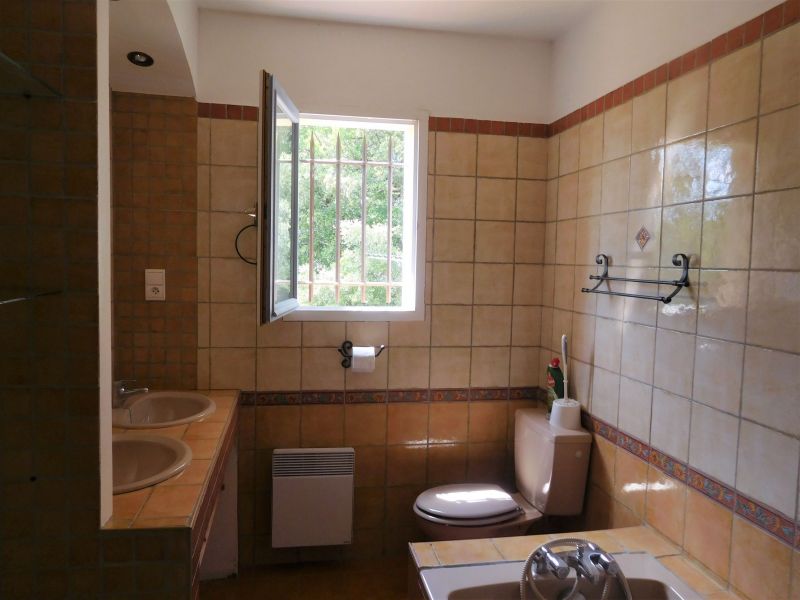 foto 23 Aluguer de frias entre particulares Apt villa Provena-Alpes-Costa Azul Vaucluse casa de banho