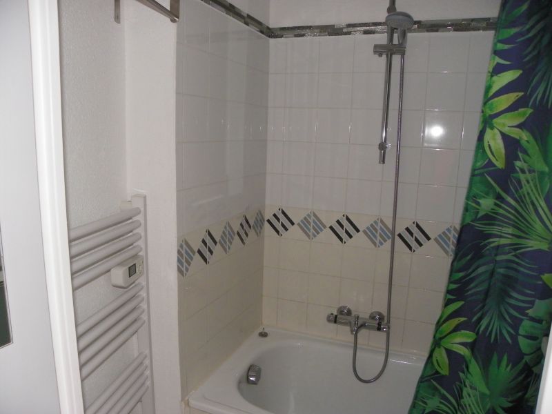 foto 13 Aluguer de frias entre particulares  appartement Provena-Alpes-Costa Azul Var casa de banho