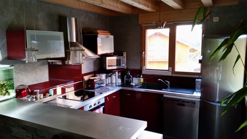 foto 3 Aluguer de frias entre particulares Praz de Lys Sommand chalet Rdano-Alpes Alta Sabia Cozinha americana