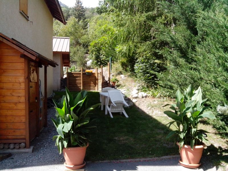 foto 9 Aluguer de frias entre particulares Brianon studio Provena-Alpes-Costa Azul Altos Alpes Jardim