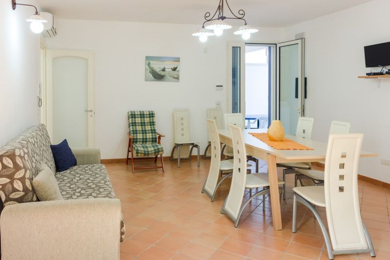 foto 5 Aluguer de frias entre particulares Pescoluse maison Puglia Lecce (provncia de) Sala de estar