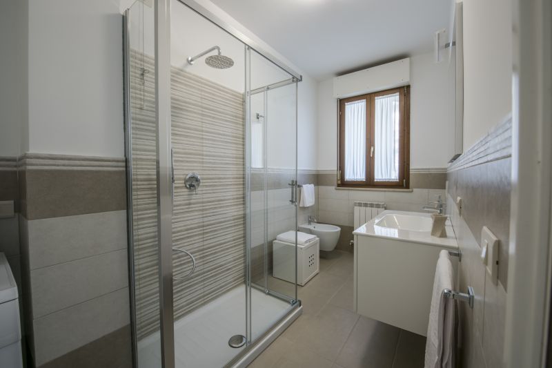 foto 11 Aluguer de frias entre particulares Marotta appartement Marche Pesaro e Urbino (provncia de) casa de banho