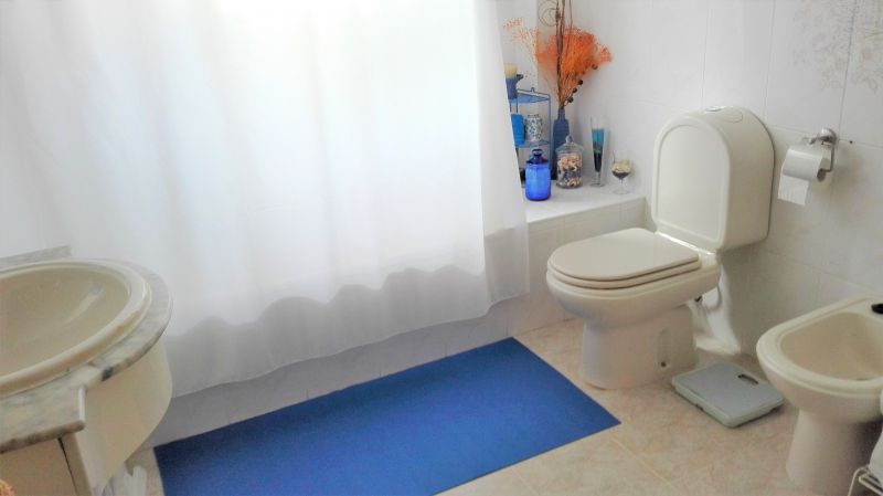 foto 14 Aluguer de frias entre particulares Peniche appartement Estremadura  e Ribatejo  casa de banho