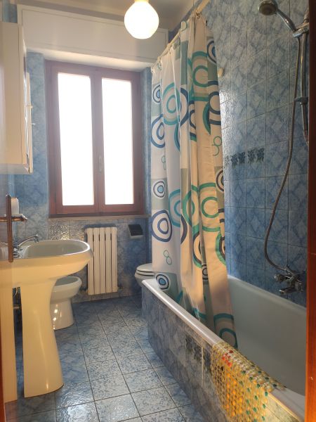 foto 11 Aluguer de frias entre particulares Alba Adriatica appartement Abruzzo Teramo casa de banho 1