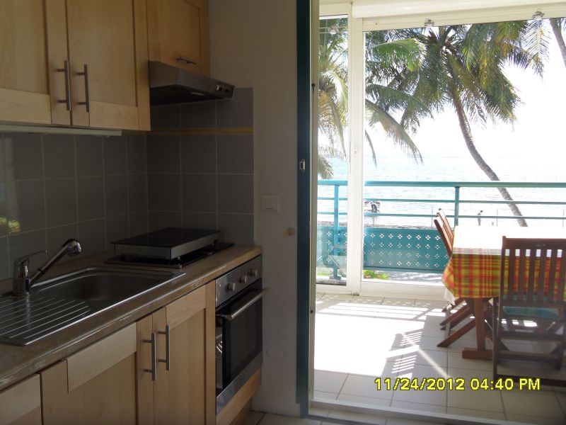 foto 4 Aluguer de férias entre particulares Sainte Anne (Guadalupe) appartement Grande Terre  Cozinha de verão