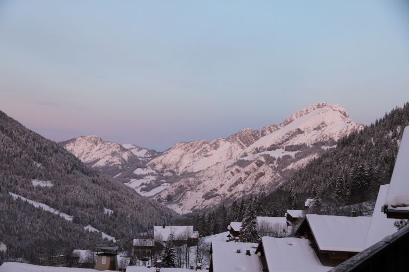 foto 24 Aluguer de frias entre particulares Chtel chalet Rdano-Alpes Alta Sabia Varanda