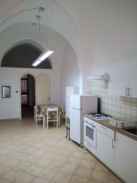 foto 4 Aluguer de frias entre particulares Pescoluse appartement Puglia Lecce (provncia de) Cozinha independente