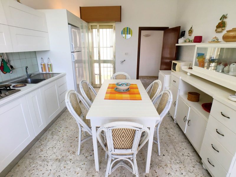 foto 3 Aluguer de frias entre particulares Ugento - Torre San Giovanni appartement Puglia Lecce (provncia de) Sala