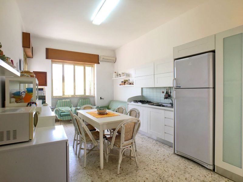 foto 4 Aluguer de frias entre particulares Ugento - Torre San Giovanni appartement Puglia Lecce (provncia de) Sala