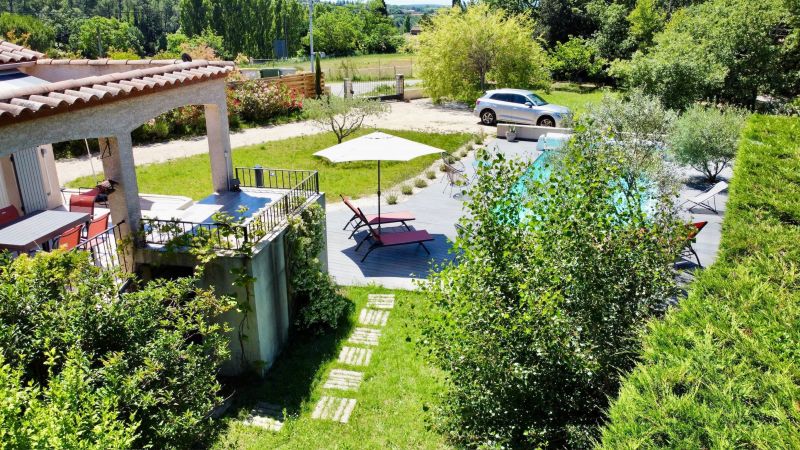 foto 1 Aluguer de férias entre particulares Barjac maison Languedoc-Roussillon Gard Vista exterior do alojamento