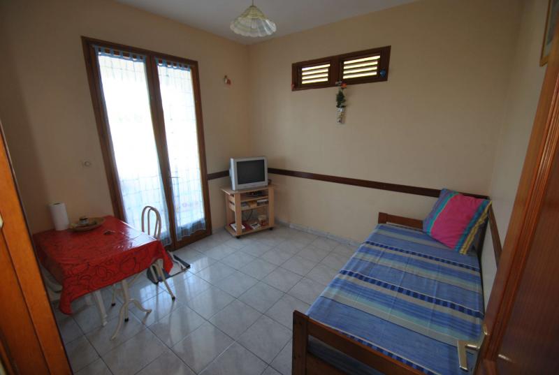 foto 7 Aluguer de frias entre particulares Sainte Anne (Martinique) appartement   Sala de estar