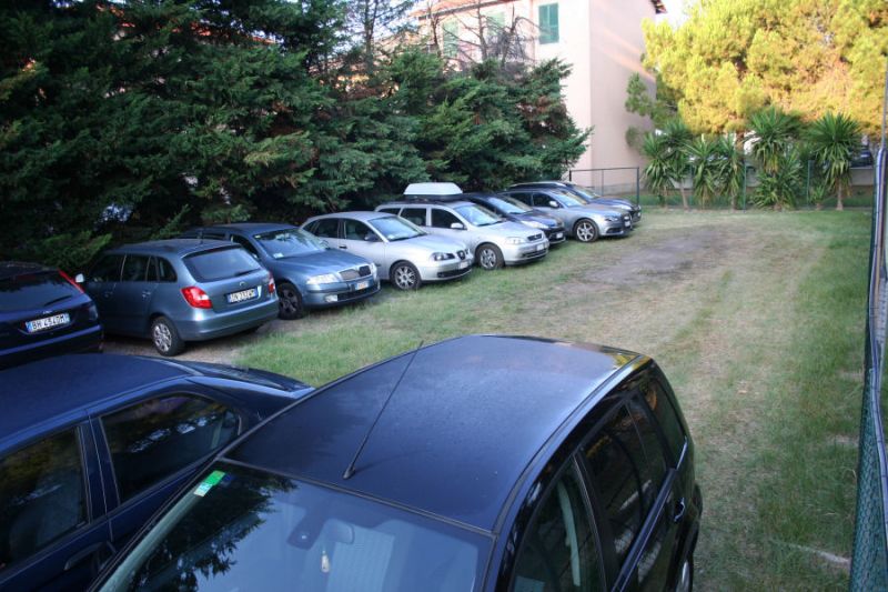 foto 12 Aluguer de frias entre particulares San Bartolomeo al Mare studio Ligria Impria Parque de estacionamento