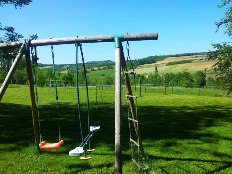 foto 7 Aluguer de frias entre particulares Tournon d'Agenais gite Aquitnia Lot et Garonne Jardim