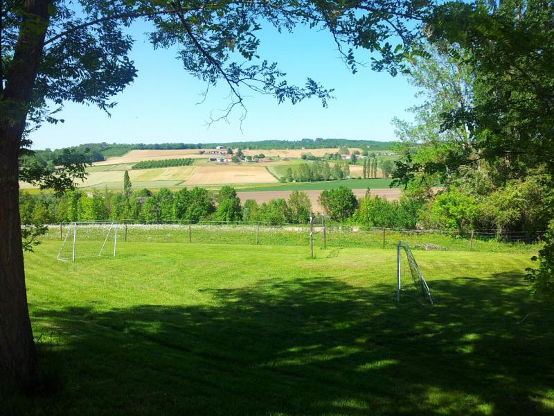 foto 8 Aluguer de frias entre particulares Tournon d'Agenais gite Aquitnia Lot et Garonne Jardim