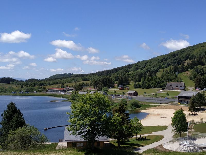 foto 0 Aluguer de frias entre particulares Besse - Super Besse appartement Auvergne  Vista desde do alojamento