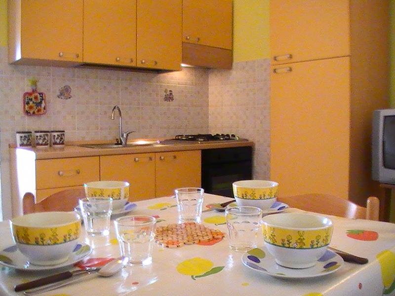 foto 0 Aluguer de férias entre particulares La Caletta appartement Sardenha Nuoro (província de) Cozinha americana