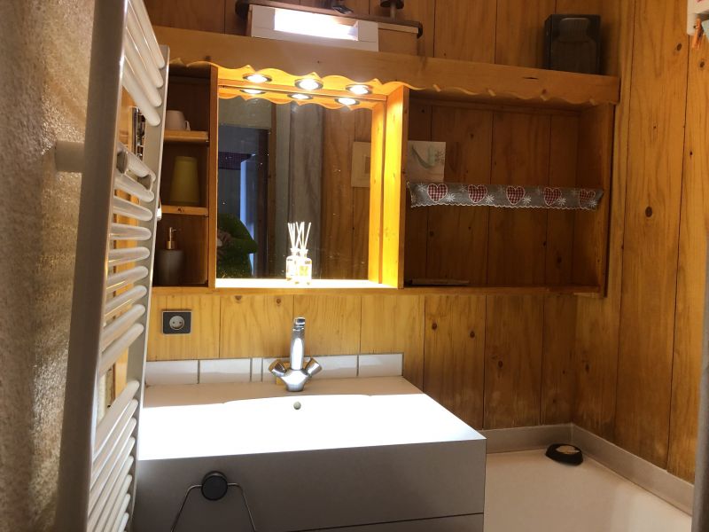 foto 15 Aluguer de frias entre particulares La Plagne studio Rdano-Alpes Sabia casa de banho