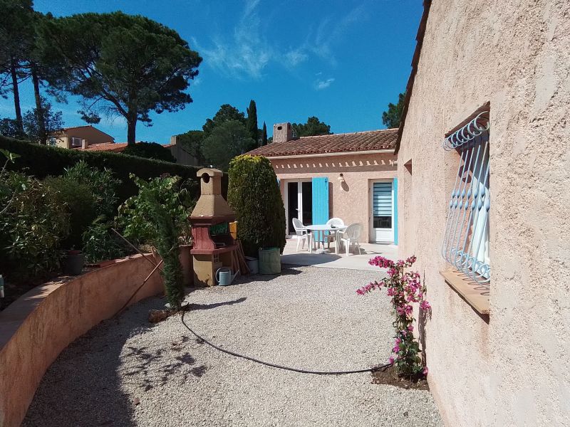 foto 4 Aluguer de férias entre particulares Sainte Maxime maison Provença-Alpes-Costa Azul Var Vista exterior do alojamento