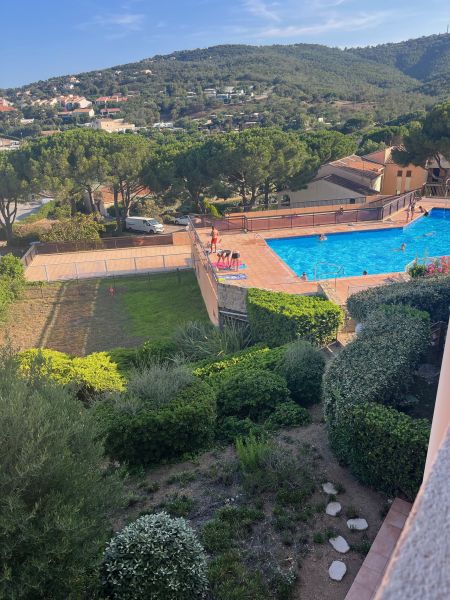 foto 4 Aluguer de férias entre particulares Les Issambres appartement Provença-Alpes-Costa Azul Var Piscina