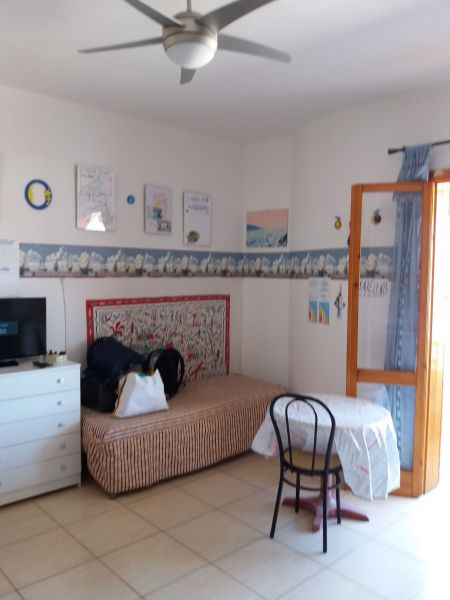 foto 5 Aluguer de frias entre particulares Torre dell'Orso appartement Puglia Lecce (provncia de) Sala de estar