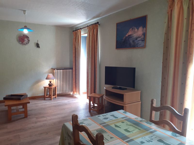 foto 3 Aluguer de férias entre particulares Val Cenis appartement Ródano-Alpes Sabóia Sala de estar