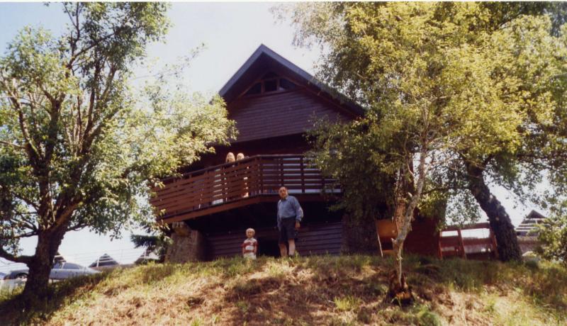 foto 9 Aluguer de férias entre particulares Besse - Super Besse chalet Auvergne Puy-de-Dôme Vista exterior do alojamento