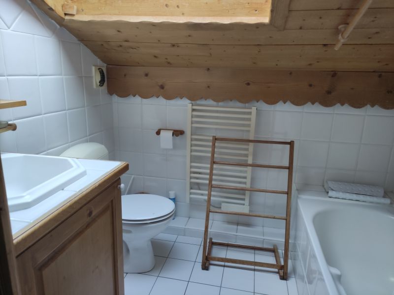 foto 15 Aluguer de frias entre particulares Pralognan la Vanoise appartement Rdano-Alpes Sabia casa de banho 2