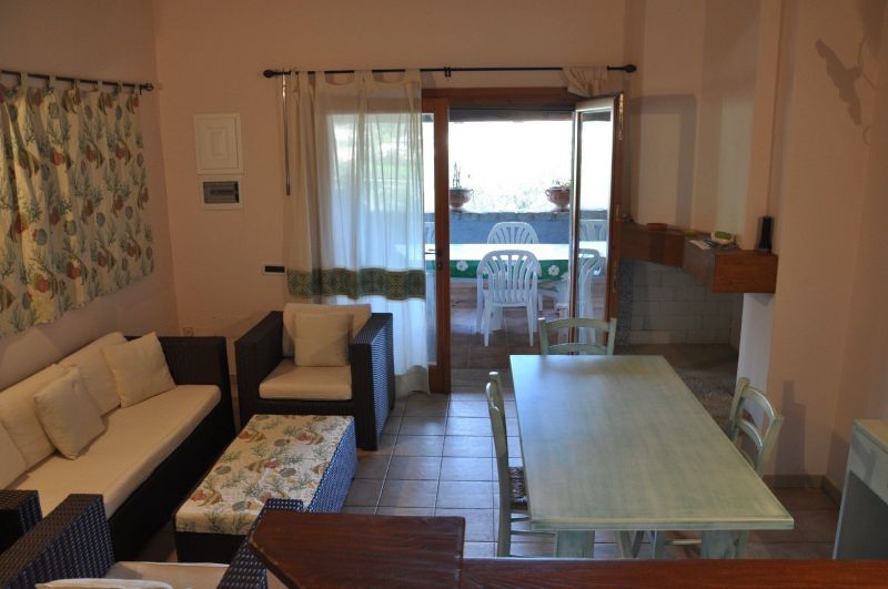 foto 12 Aluguer de frias entre particulares Chia appartement Sardenha Cagliari (provncia de) Sala de estar