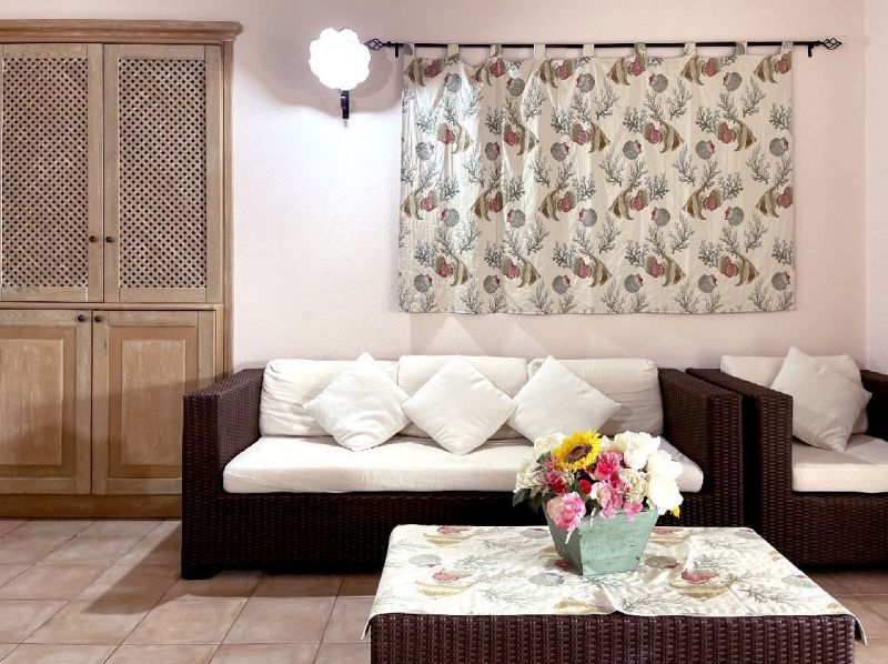 foto 0 Aluguer de frias entre particulares Chia appartement Sardenha Cagliari (provncia de) Sala de estar