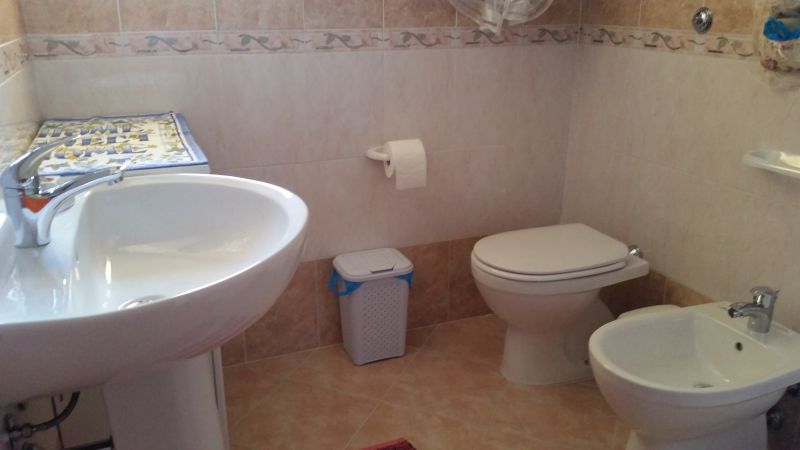 foto 5 Aluguer de frias entre particulares Solanas villa Sardenha Cagliari (provncia de) casa de banho