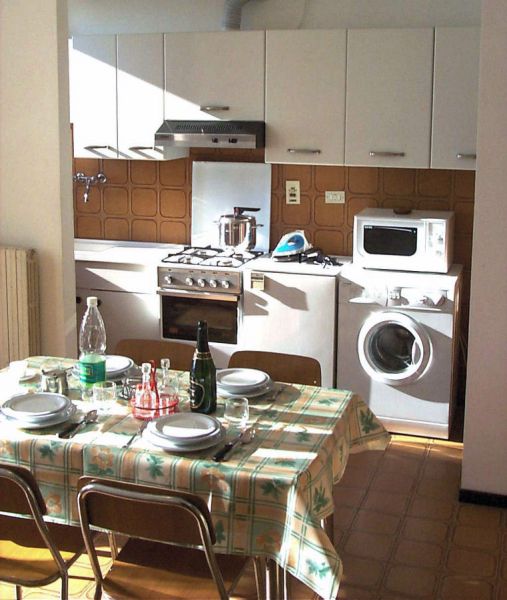 foto 14 Aluguer de frias entre particulares San Bartolomeo al Mare appartement Ligria Impria Canto cozinha