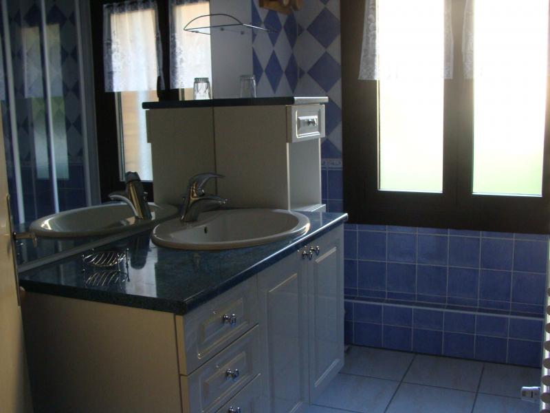 foto 6 Aluguer de frias entre particulares Ceillac en Queyras appartement Provena-Alpes-Costa Azul Altos Alpes casa de banho