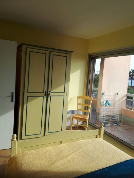 foto 9 Aluguer de frias entre particulares Sanary-sur-Mer appartement Provena-Alpes-Costa Azul Var quarto 1