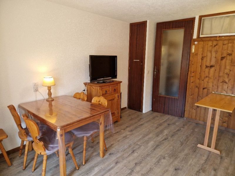 foto 5 Aluguer de férias entre particulares Les Carroz d'Araches appartement Ródano-Alpes Alta Sabóia Sala de jantar