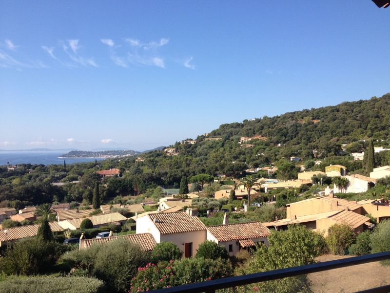 foto 0 Aluguer de frias entre particulares La Croix Valmer villa Provena-Alpes-Costa Azul Var vista da varanda