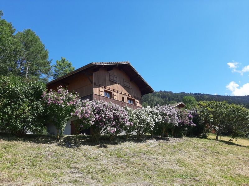 foto 1 Aluguer de férias entre particulares Les Carroz d'Araches chalet Ródano-Alpes Alta Sabóia Vista exterior do alojamento