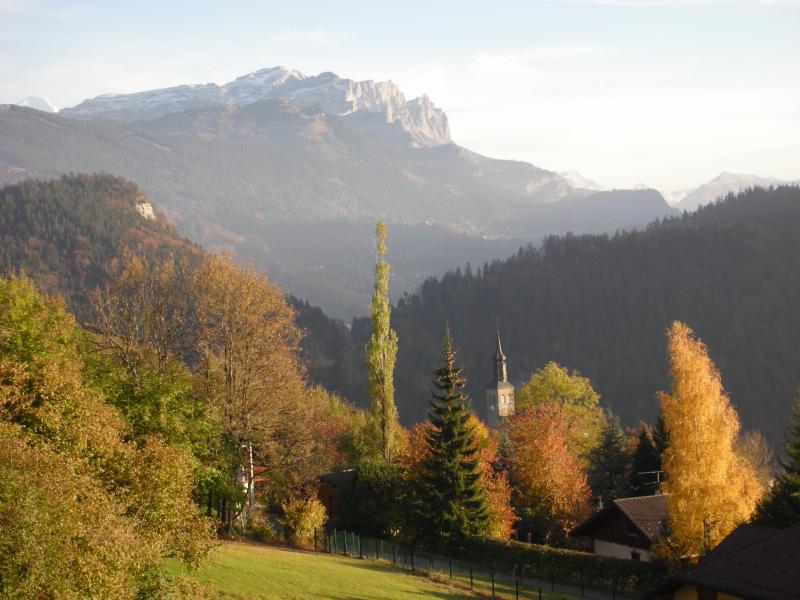 foto 5 Aluguer de férias entre particulares Les Carroz d'Araches chalet Ródano-Alpes Alta Sabóia vista da varanda