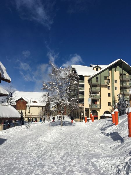 foto 1 Aluguer de férias entre particulares Oz en Oisans studio Ródano-Alpes Isère Vista exterior do alojamento