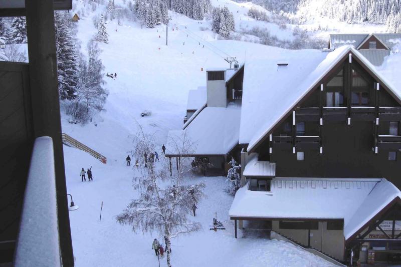 foto 8 Aluguer de férias entre particulares Oz en Oisans studio Ródano-Alpes Isère Vista do terraço