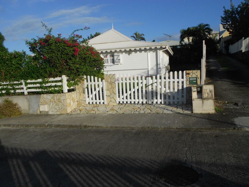 foto 1 Aluguer de frias entre particulares Sainte Anne (Martinique) villa   Entrada
