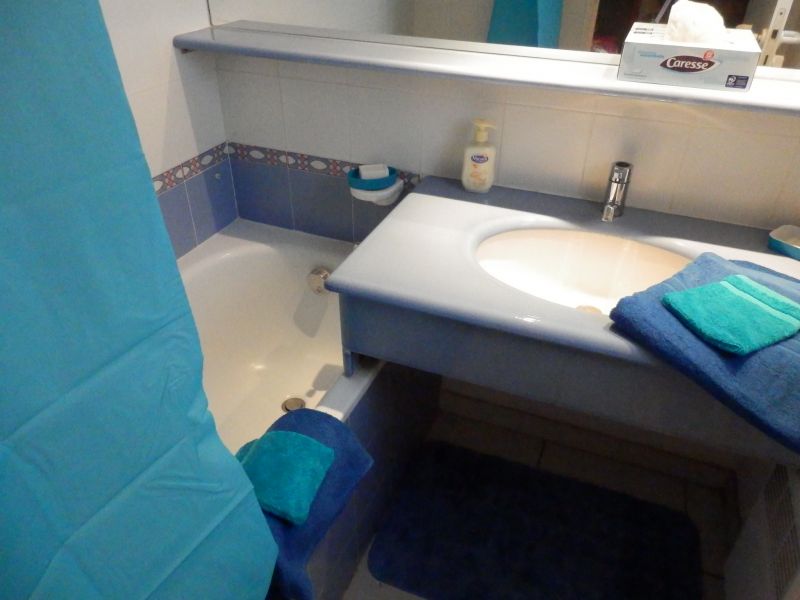 foto 11 Aluguer de frias entre particulares Agay villa Provena-Alpes-Costa Azul Var casa de banho 1