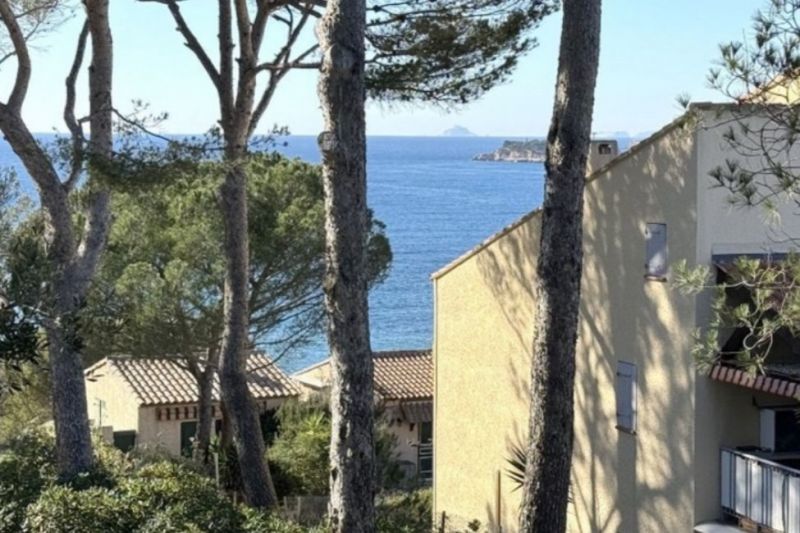 foto 0 Aluguer de frias entre particulares Sanary-sur-Mer appartement Provena-Alpes-Costa Azul Var Vista do terrao