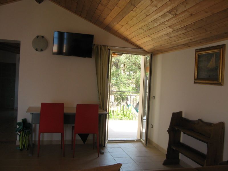 foto 3 Aluguer de frias entre particulares Pisciotta villa Campnia Salerno Sala de estar