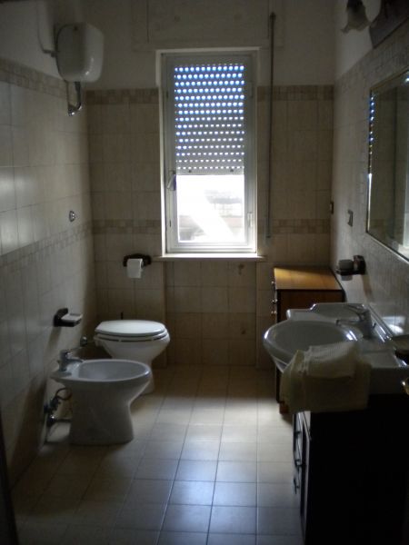 foto 4 Aluguer de frias entre particulares San Vito Chietino appartement Abruzzo Chieti casa de banho